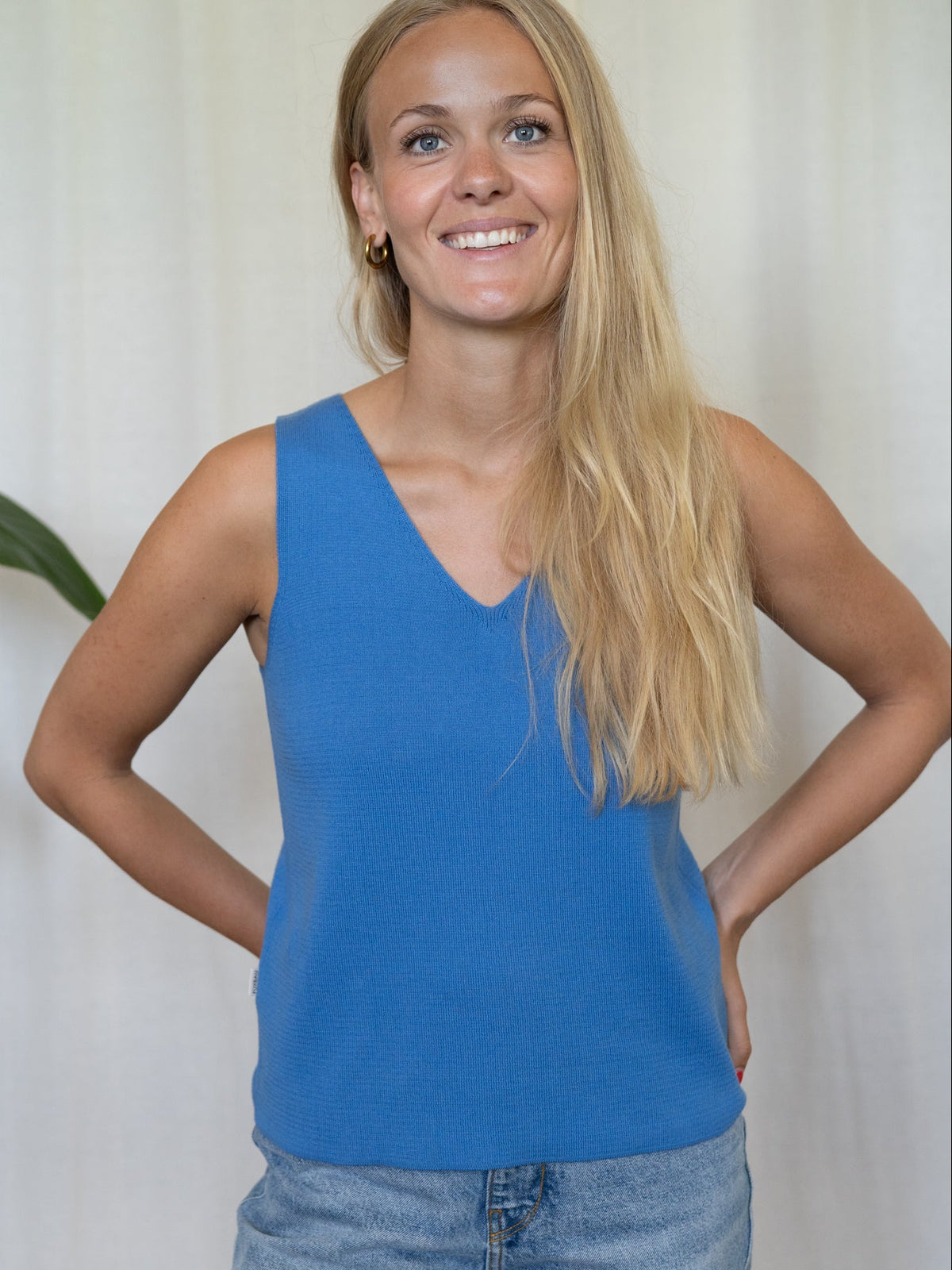 Blaues 4Seasons Stricktop für Damen aus GOTS Bio-Baumwolle von FUXBAU