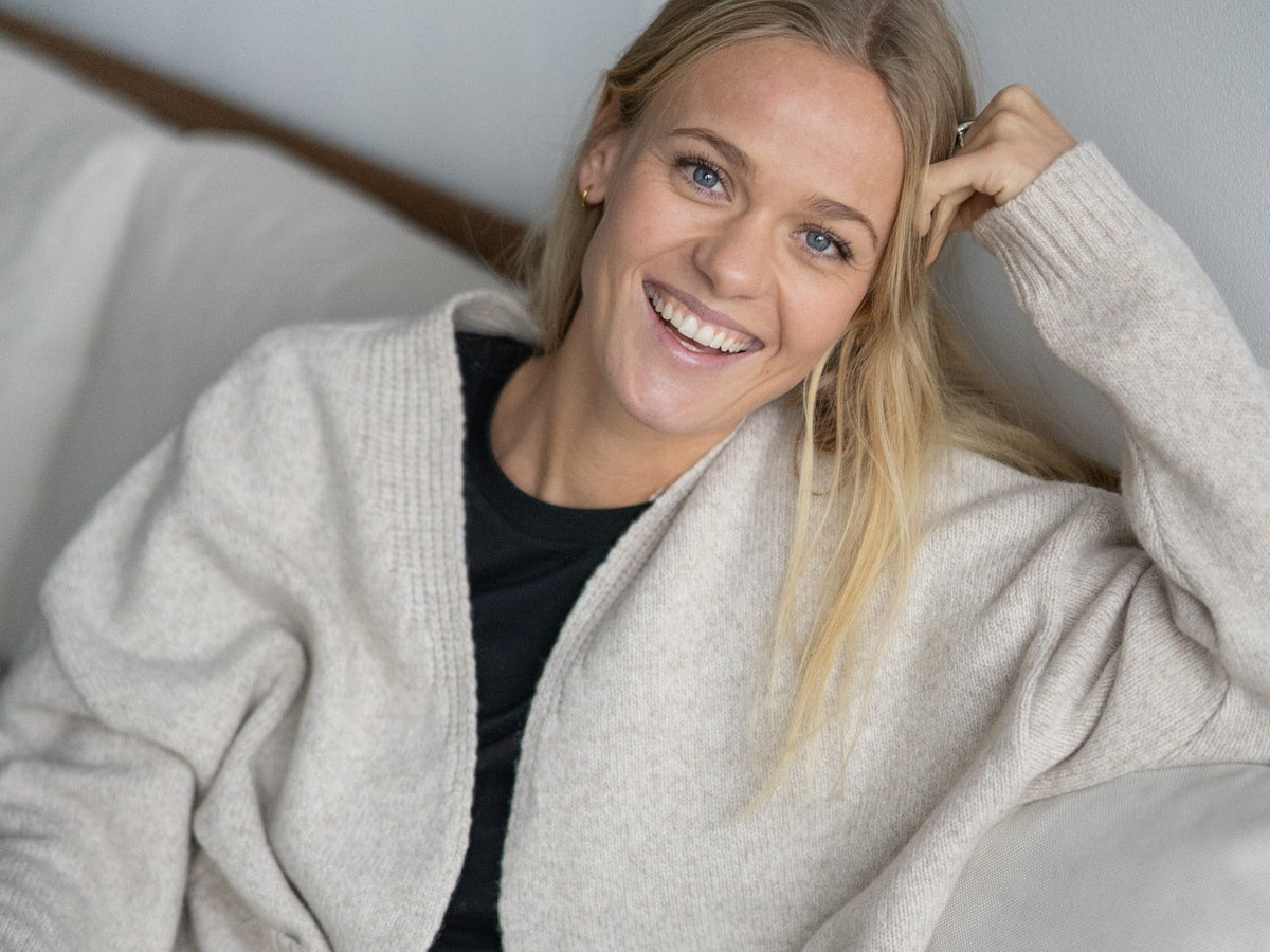 Fair Fashion Frauen Kleidung aus Naturfasern wie Merinowolle und Made in Germany.