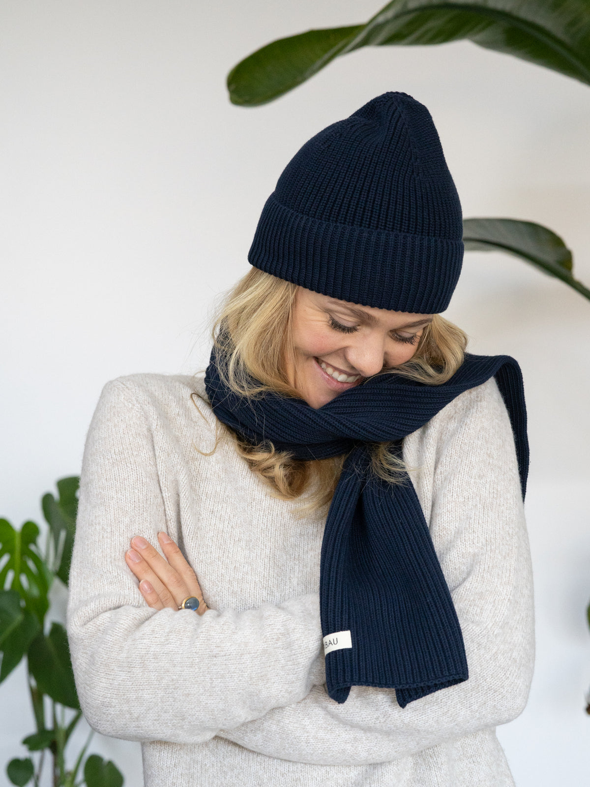 FUXBAU Fair Fashion 4Seasons Strickwaren Bundle bestehend aus MĂŒtze und Schal in navy aus 100% Biobaumwolle.