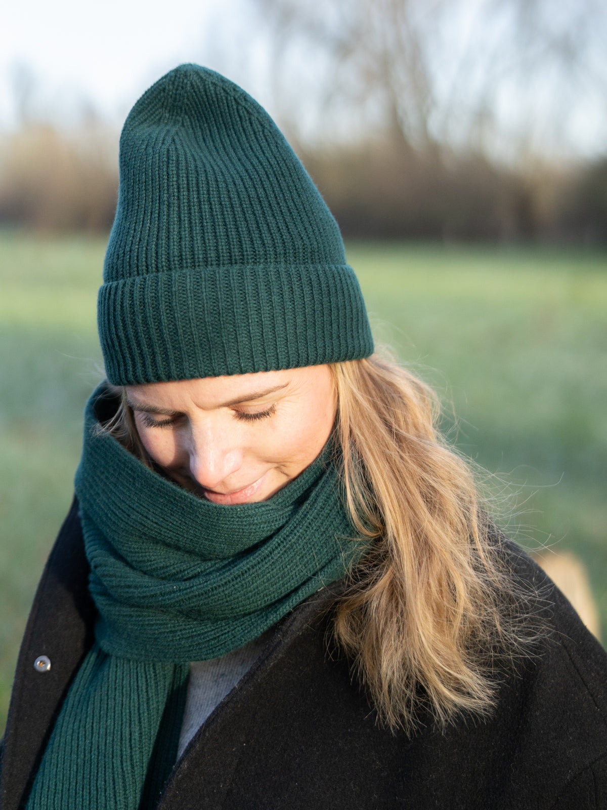 Grüne Merino Mütze für Damen aus Italien – warm, weich und fair produziert