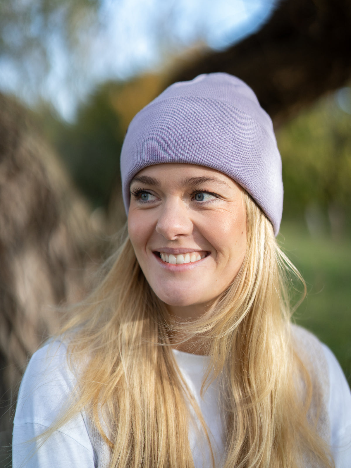 FUXBAU Merino Beanie in Lavendel â natĂŒrliche, weiche WollmĂŒtze mit Korklabel, fair produziert in Deutschland