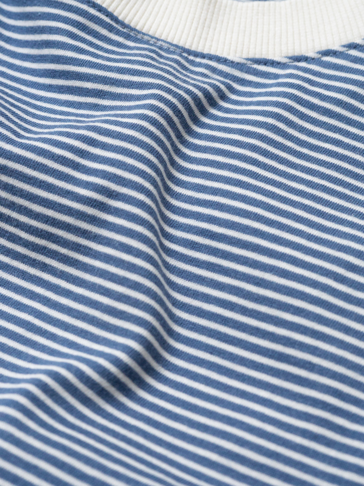 Streifen, Streifen und Streifen unser gestreiftes Frauen T-Shirt in creme blau