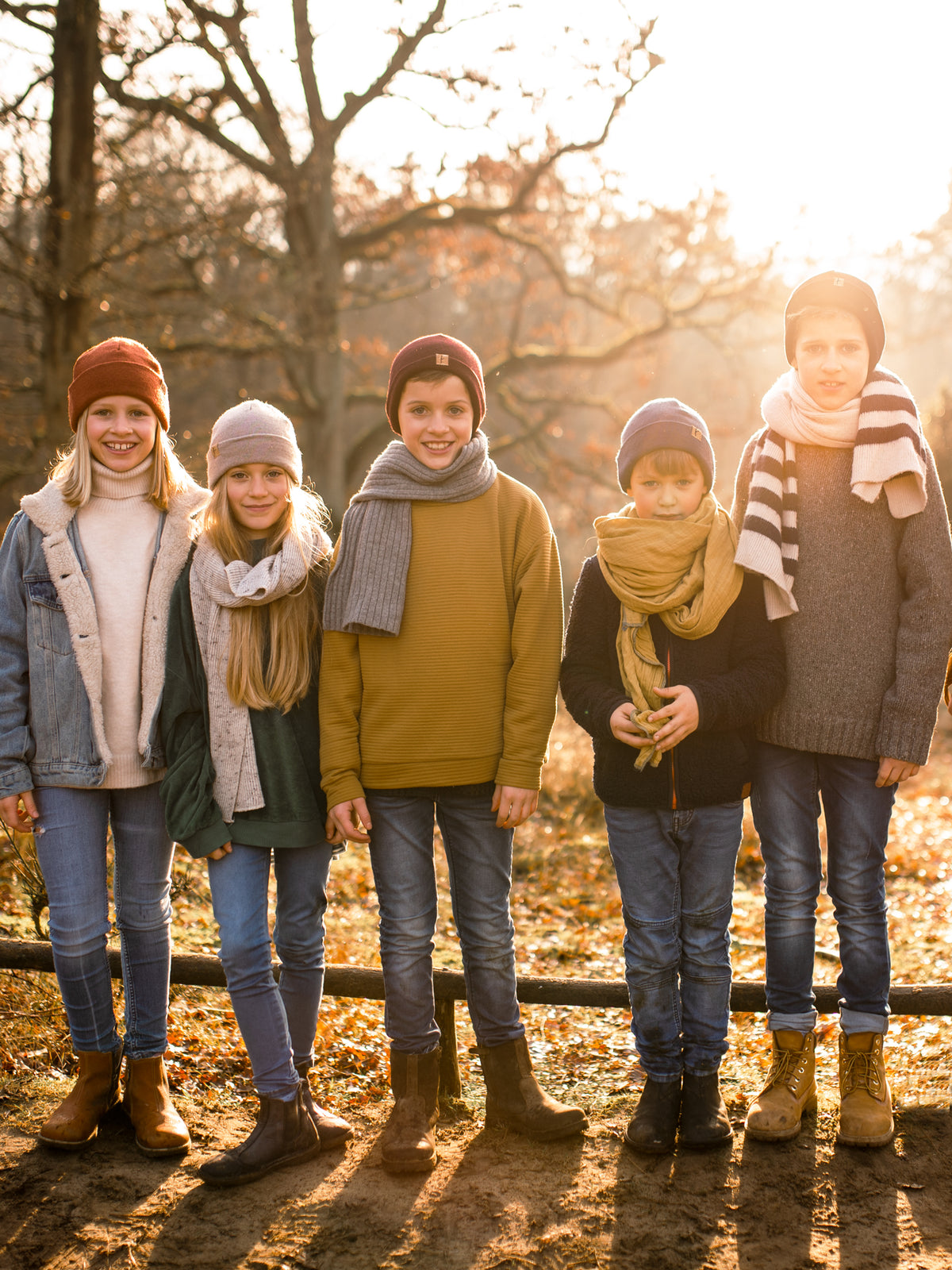 Fair Fashion Merino Kork Mützen für Kinder von FUXBAU aus 100% Merino Schurwolle gefertigt in Deutschland mit Kork-Patch.