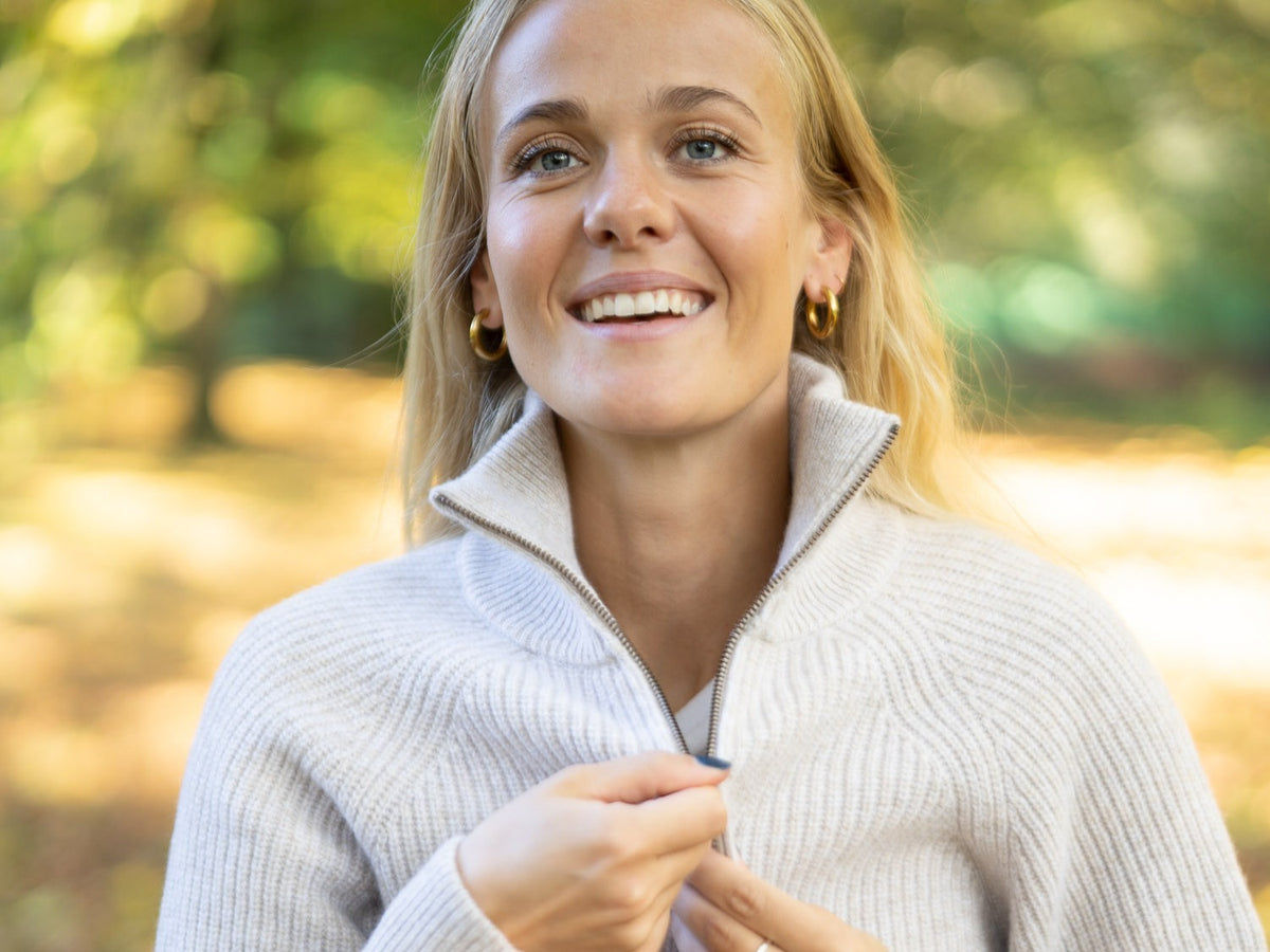 Fair Fashion Frauen Troyer aus Naturfasern wie Merinowolle und Made in Italy.