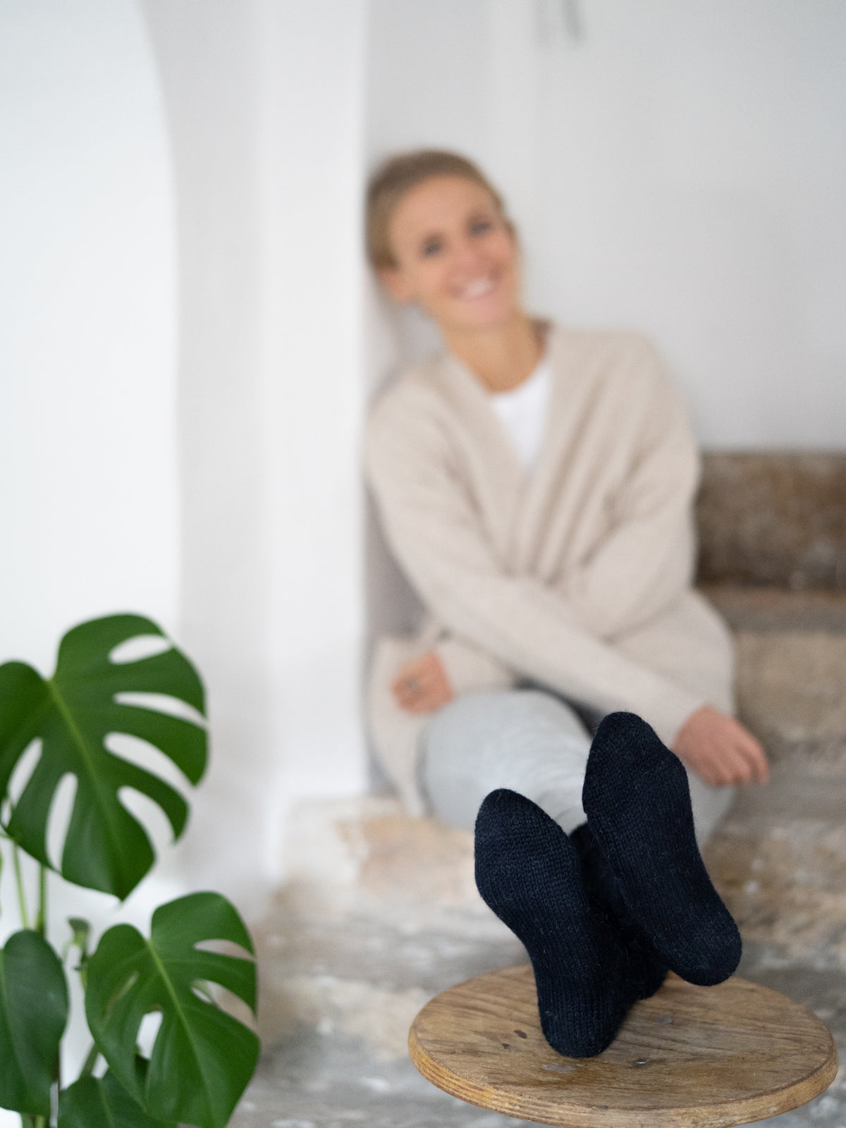 Wollsocken von FUXBAU in navy aus 100% warmer Schurwolle gestrickt in Deutschland.